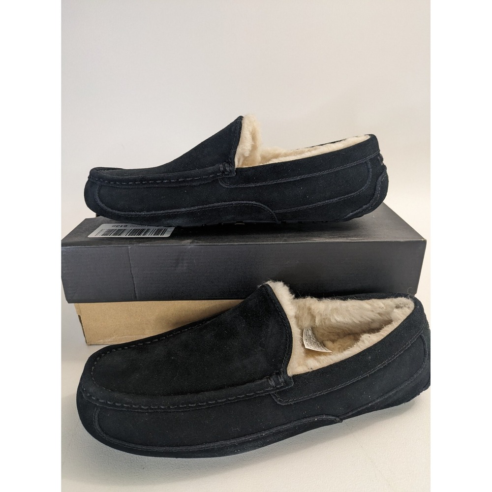 UGG Men's Ascot Slipper, Black, 9 US